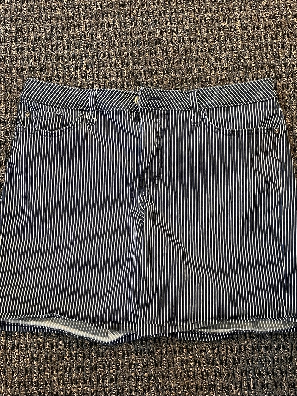 Women’s Lee Blue Jean Denim Striped Shorts Size 14 Medium Bermuda Summer
